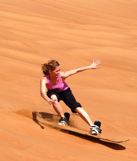 Vacanze a Dubai - snowboard nel deserto